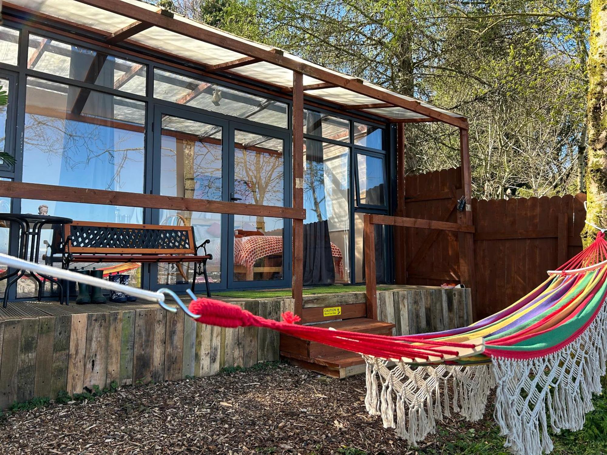 Sky Gazer Cabin In The Woods Dublin Exterior photo